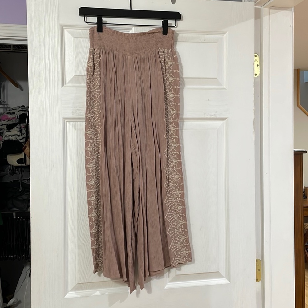 AE Flowy Pants